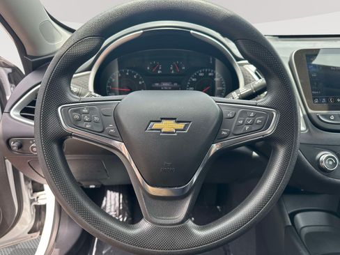 Used 2024 Chevrolet Malibu LS FWD image 13