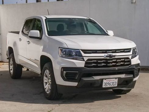 Used 2022 Chevrolet Colorado LT image 3