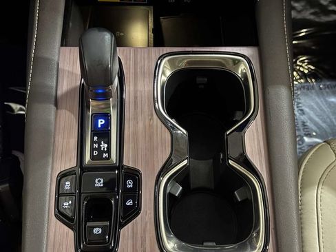 Used 2023 Lexus RX 350 Premium w/ Accessory Package (Z1) AWD/4WD image 18