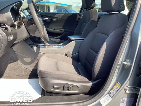 Used 2024 Chevrolet Malibu LT FWD image 11