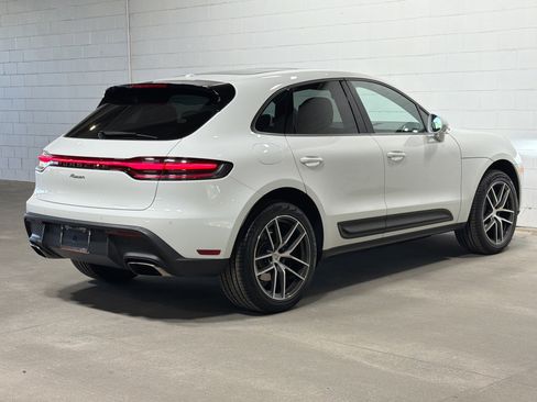 Used 2025 Porsche Macan image 7
