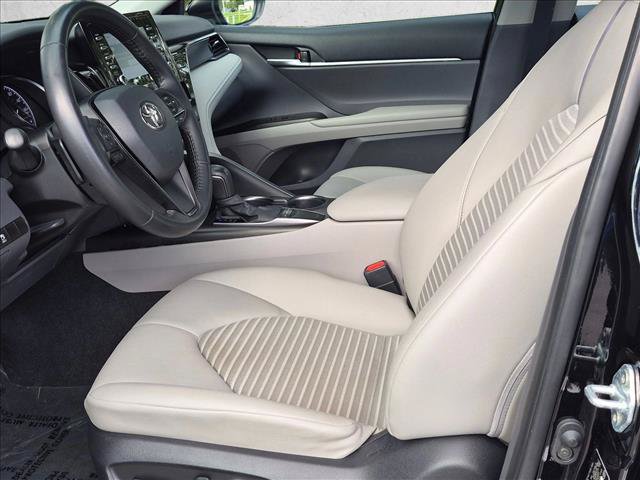 Used 2023 Toyota Camry SE FWD image 16