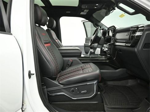 Used 2022 Ford F150 Lariat w/ Equipment Group 502A High image 31