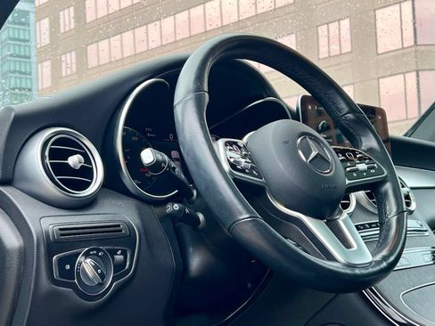 Used 2022 Mercedes-Benz GLC 300 4MATIC image 8