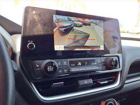 Used 2025 Toyota Grand Highlander FWD image 10