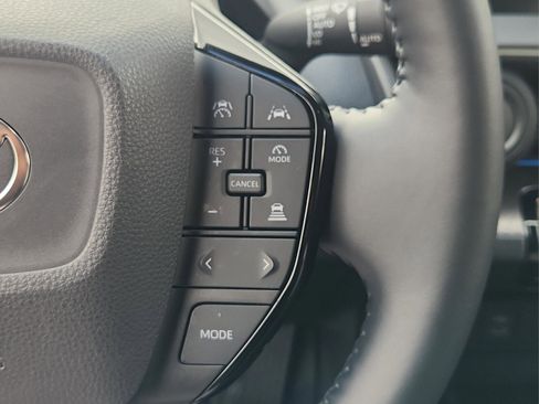 Certified 2024 Toyota Prius XLE image 23