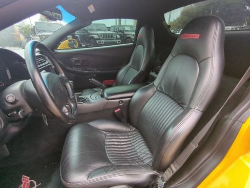 Used 2001 Chevrolet Corvette Z06 w/ Memory Pkg RWD image 14
