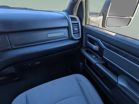 Used 2024 RAM 3500 Big Horn image 18