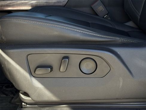 Used 2024 Chevrolet Silverado 1500 LTZ w/ LTZ Convenience Package II image 24