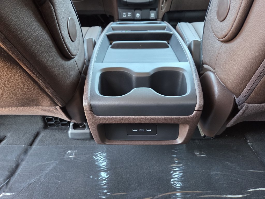 New 2027 Honda Odyssey Touring image 21