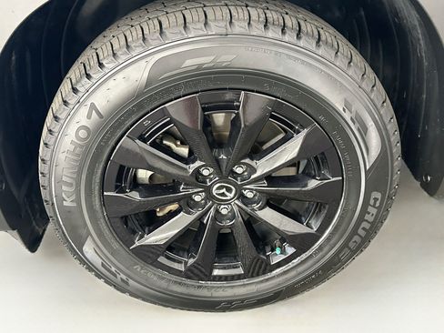 Used 2025 MAZDA CX-50 AWD 2.5 Hybrid w/ Premium Pkg image 11