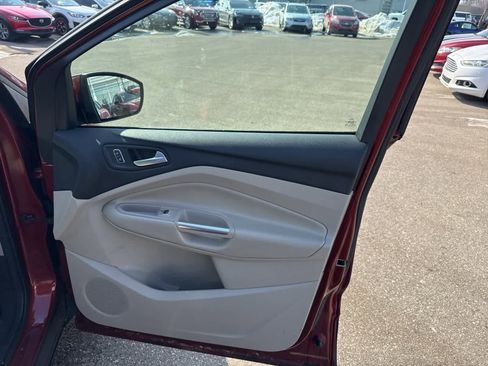 Used 2014 Ford Escape SE w/ Equipment Group 201A image 24