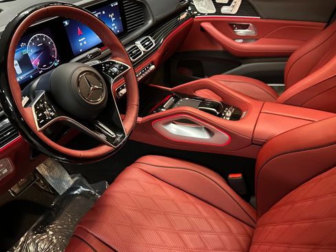 New 2026 Mercedes-Benz Maybach GLS 600 4MATIC image 4