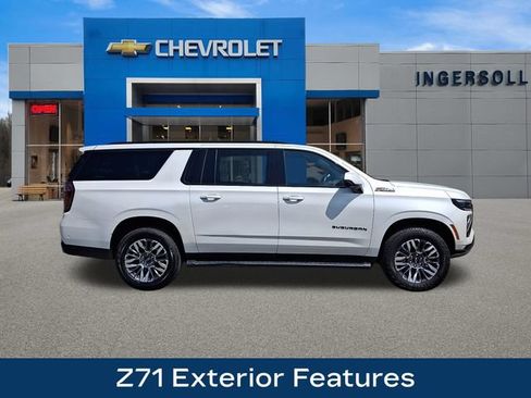 Used 2025 Chevrolet Suburban Z71 AWD/4WD image 27