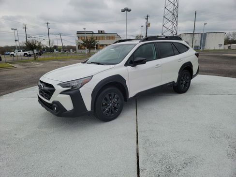 New 2025 Subaru Outback Onyx Edition XT image 2