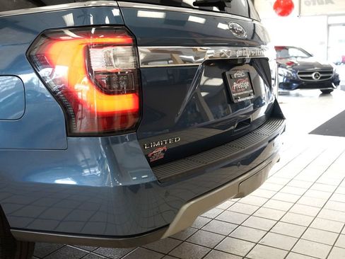 Used 2019 Ford Expedition Limited w/ Equipment Group 301A image 17