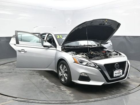 Used 2021 Nissan Altima 2.5 S image 39