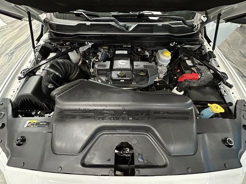 Used 2020 RAM 3500 Laramie image 59