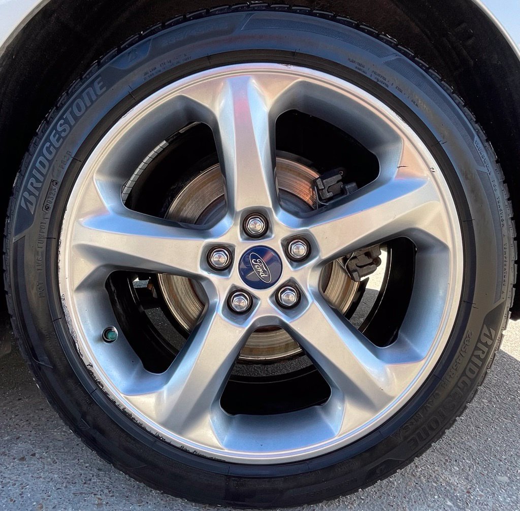 Used 2014 Ford Fusion SE FWD image 11
