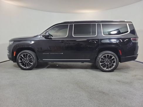 Used 2022 Jeep Grand Wagoneer Series I AWD/4WD image 4