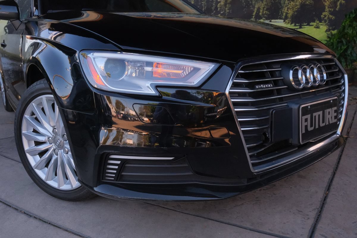 Used 2018 Audi A3 e-tron Premium FWD image 7