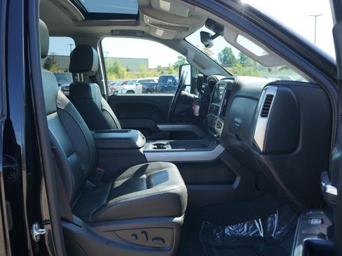 Used 2019 Chevrolet Silverado 3500 LTZ w/ Duramax Plus Package AWD/4WD image 11