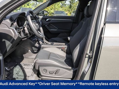 Used 2024 Audi Q3 2.0T Premium w/ Convenience Package image 9