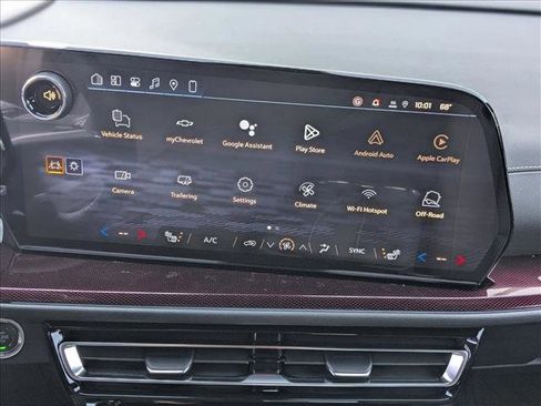 New 2026 Chevrolet Traverse Z71 w/ Driver Confidence Package image 12