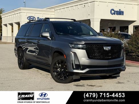 Used 2021 Cadillac Escalade ESV Sport Platinum w/ Heavy-Duty Trailer Package image 1