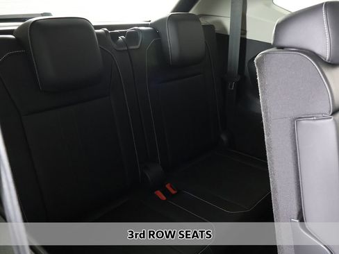 Used 2023 Volkswagen Tiguan SE FWD image 7