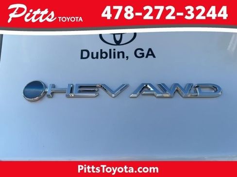 New 2026 Toyota Crown XLE image 4