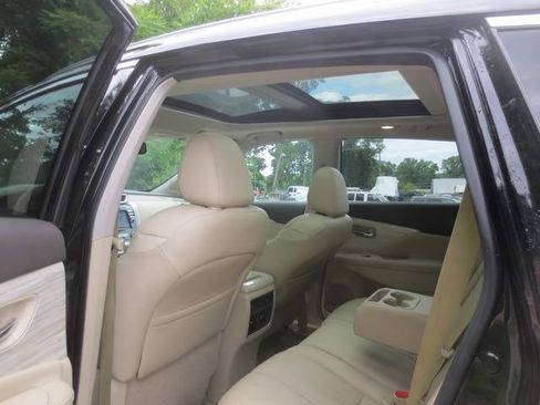 Used 2015 Nissan Murano Platinum w/ Platinum Technology Package AWD/4WD image 11
