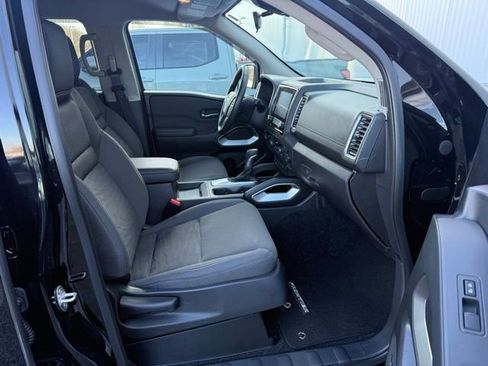 Certified 2024 Nissan Frontier SV w/ Technology Package image 27