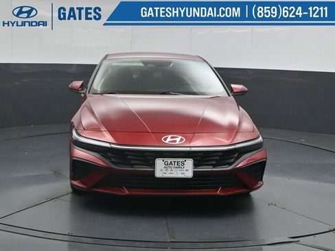 Certified 2024 Hyundai Elantra SEL FWD image 5
