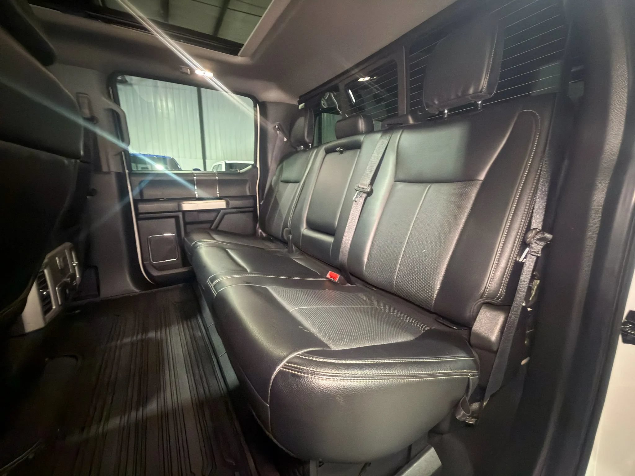 Used 2021 Ford F350 Lariat AWD/4WD image 8