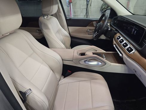 Certified 2022 Mercedes-Benz GLE 350 4MATIC w/ Premium Package image 11