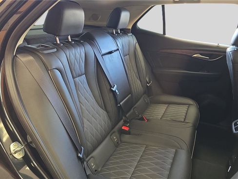 Used 2023 Buick Envision Avenir image 14