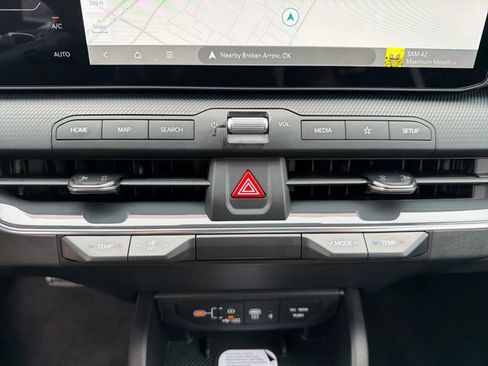 New 2026 Kia K4 EX FWD image 14