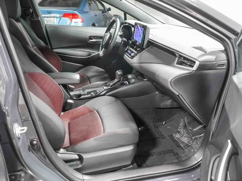 Certified 2024 Toyota Corolla SE w/ SE Premium Package image 18