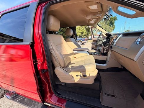 Used 2014 Ford F150 Lariat w/ Equipment Group 501A Mid AWD/4WD image 13