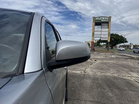Used 2022 Toyota Tacoma SR5 RWD image 11