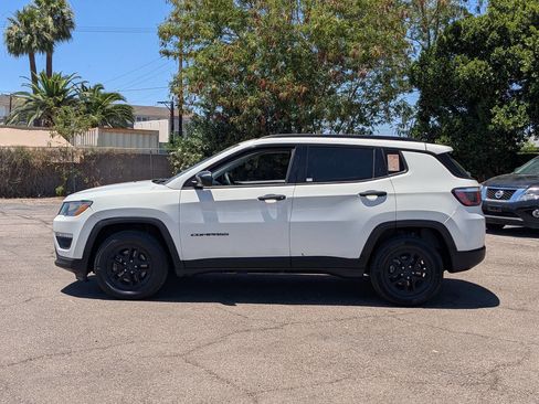 Used 2018 Jeep Compass Sport image 7