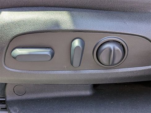 Used 2022 Chevrolet Blazer LT image 20