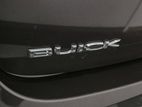 Used 2018 Buick Envision Essence image 10