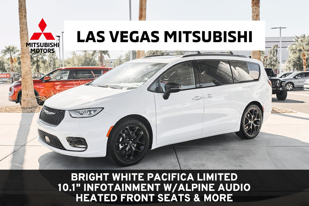 Used 2025 Chrysler Pacifica Limited FWD image 1