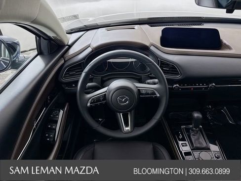 Used 2025 MAZDA CX-30 AWD 2.5 S w/ Premium Package image 24