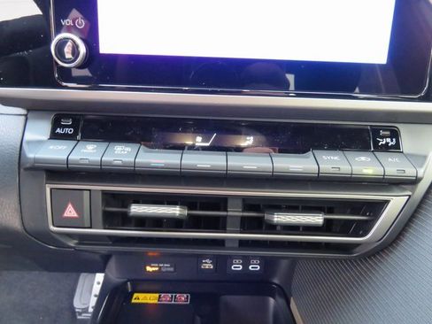 Certified 2026 Toyota Camry SE image 26