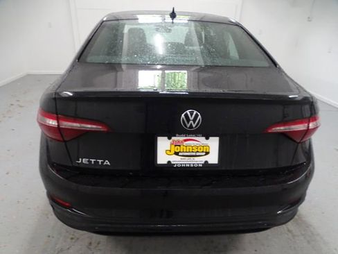 Used 2024 Volkswagen Jetta Sport FWD image 18