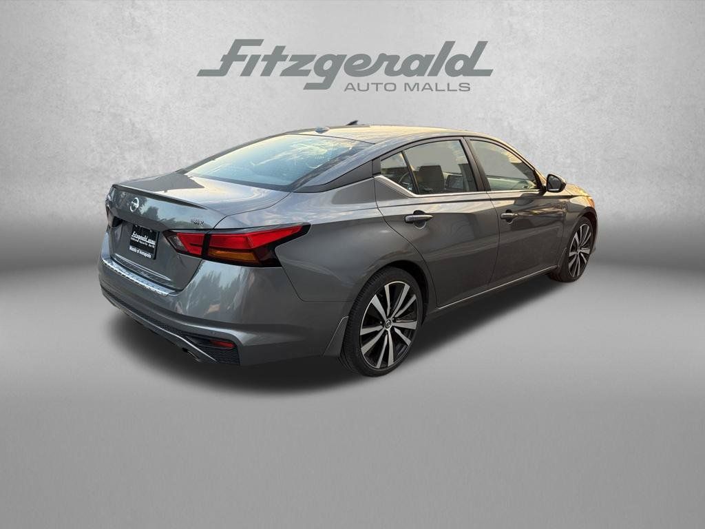 Used 2022 Nissan Altima 2.5 SR FWD image 7