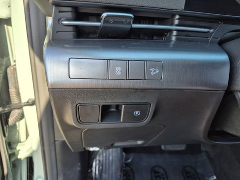 Certified 2025 Hyundai Kona SEL FWD image 26